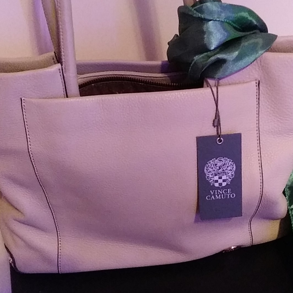 VINCE CAMUTO Handbag - Picture 3 of 4